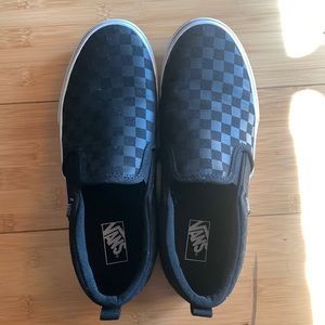 Black checkered vans